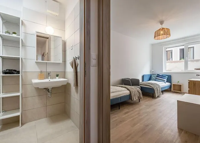 Apartament Big With Garage & Balcony & Ac & Lift *